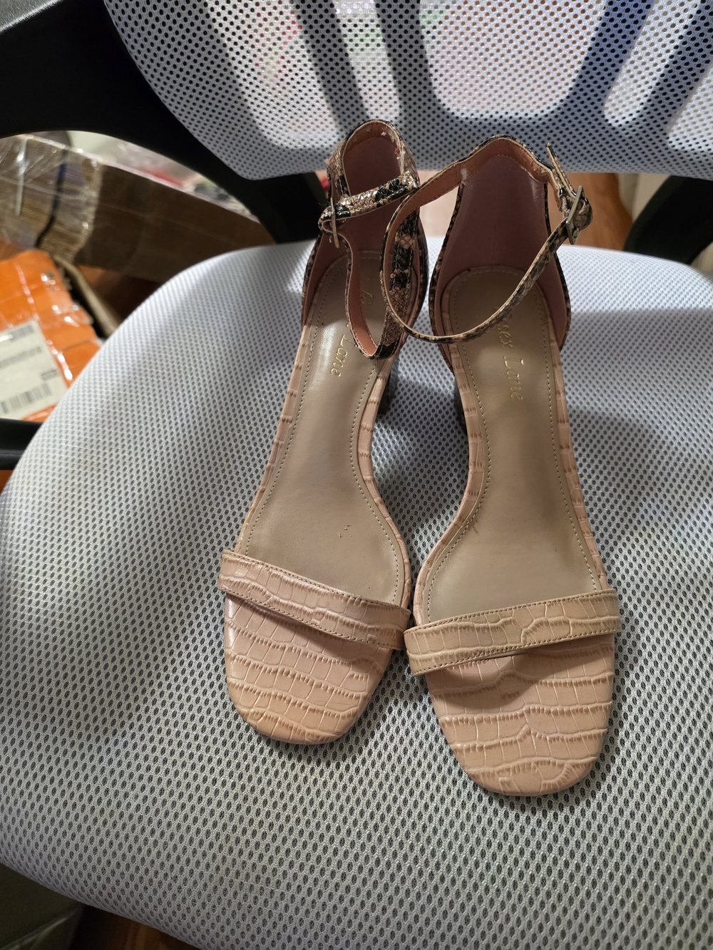 Ankle Strap Block Heel Sandals in Blush Pink